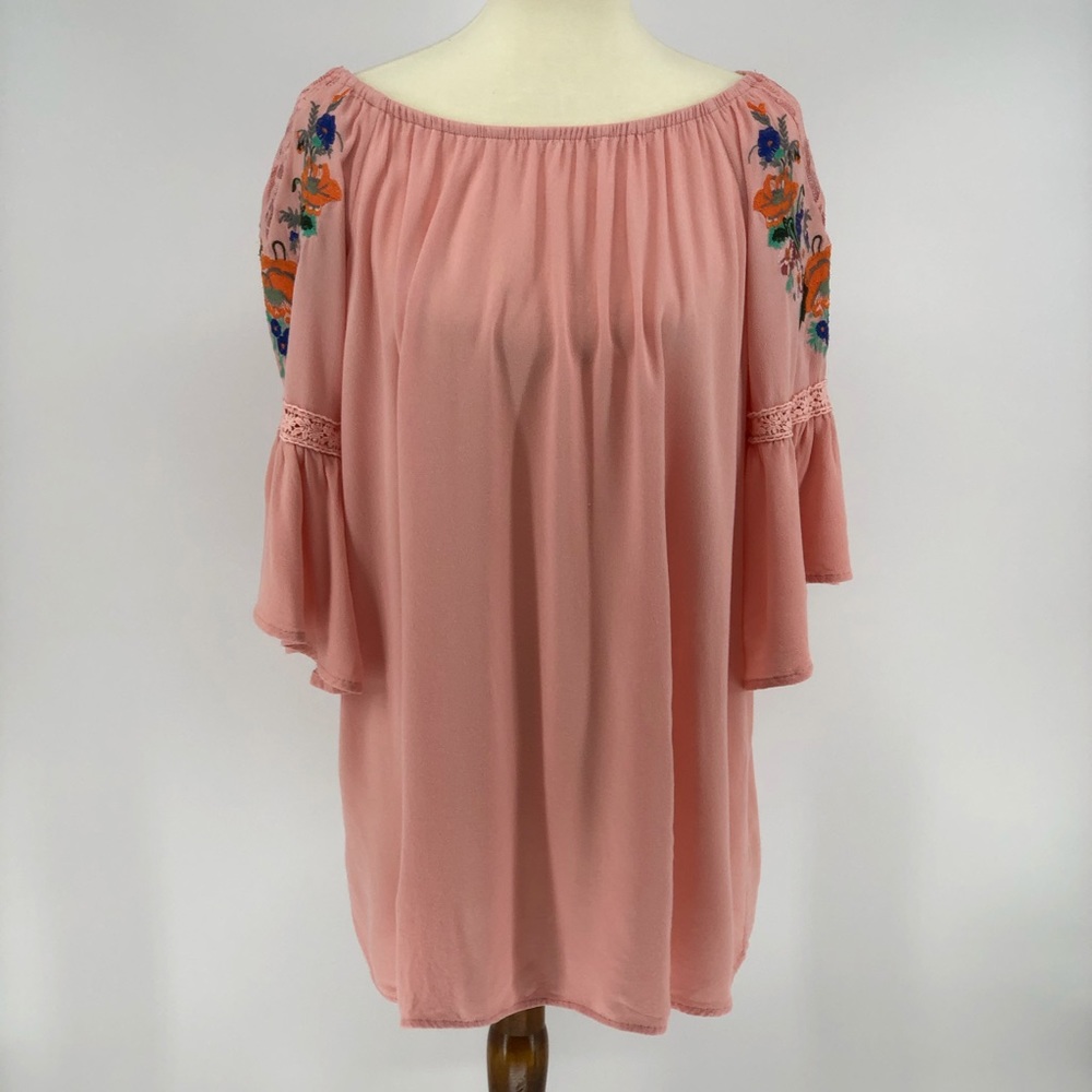 Umgee Embroidered Floral Tunic | M | H1-23